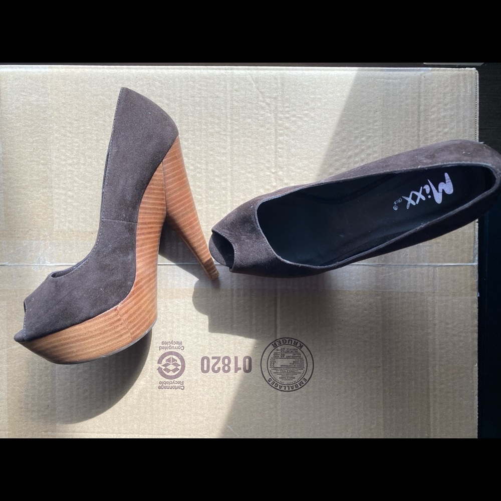 Shoes